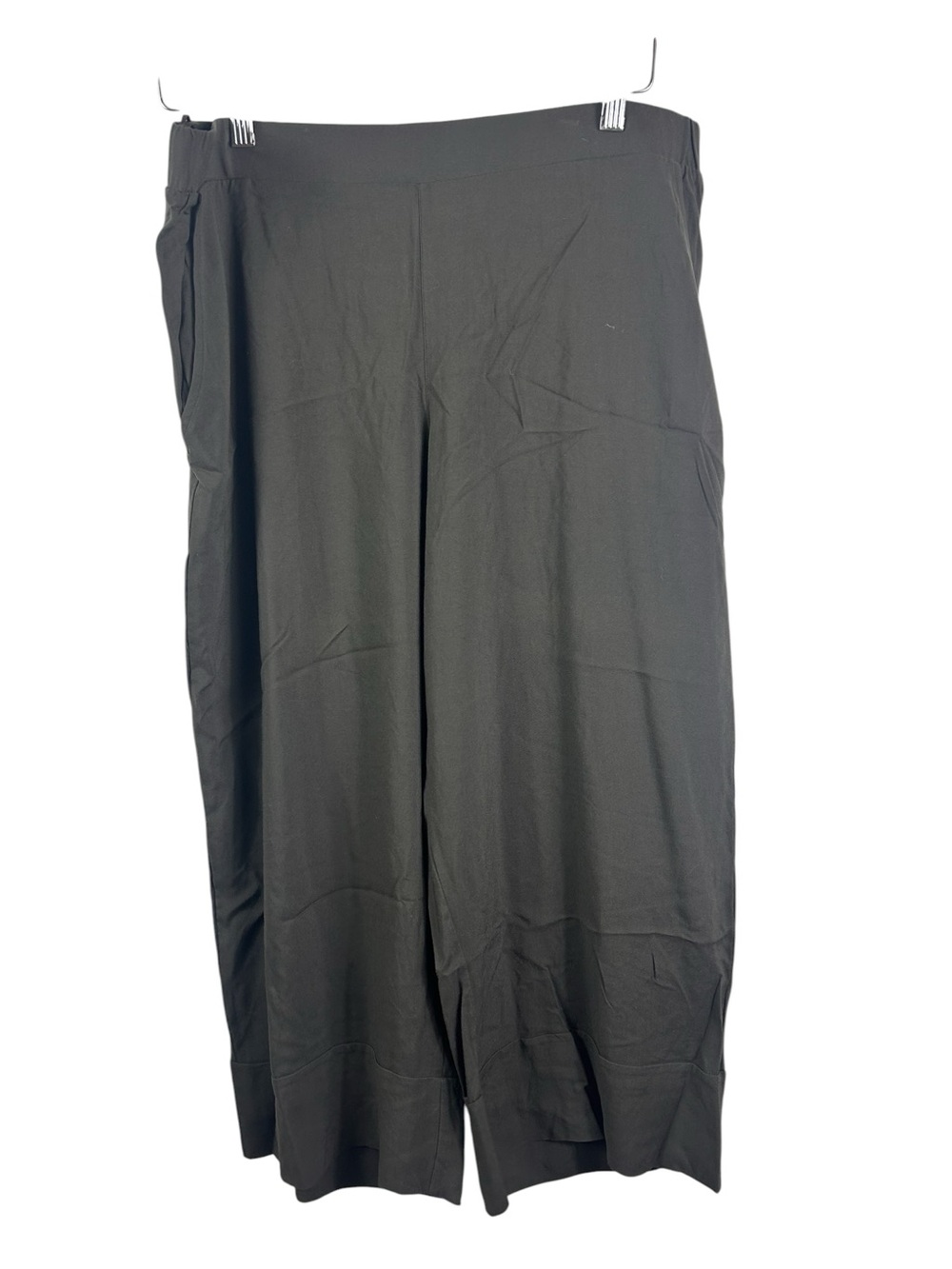 Hanro women’s  Wide Leg Capri Pull-On Pants